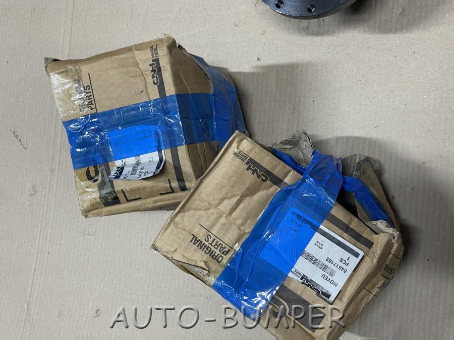 New Holland TX68 Ступица 84817163